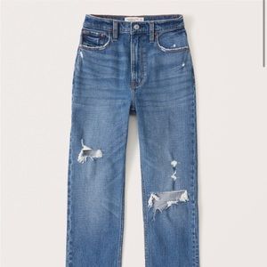 Abercrombie Ultra High Rise Ankle Straight Jeans